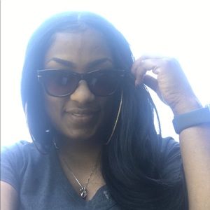 Meet your Posher, Kanika